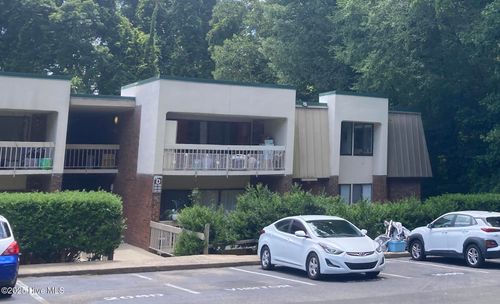 d307-500 Umstead Dr, Chapel Hill, NC, 27516-1612 | Card Image