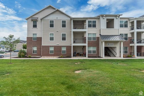 w301-3766 W 1800 N, Lehi, UT, 84043-2472 | Card Image