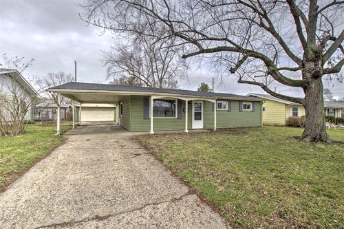 3931 N Newcastle Dr, Decatur, IL, 62526-1763 | Card Image