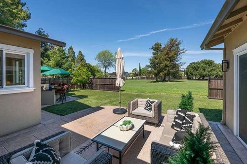 619 Teredo Dr, Redwood City, CA, 94065-1115 | Card Image