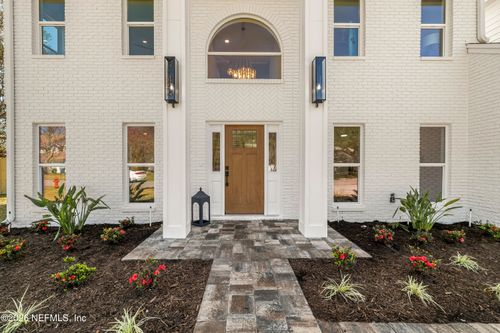 806 Cherry St, Neptune Beach, FL, 32266-6604 | Card Image