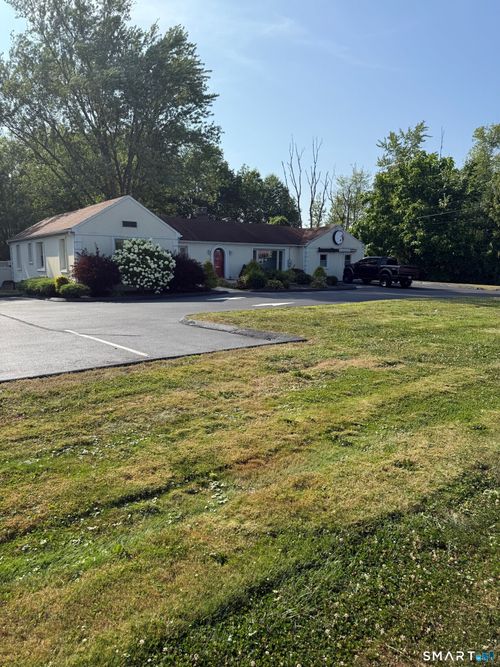 609 Newfield St, Middletown, CT, 06457-1859 | Card Image