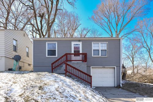 3940 N 38th St, Omaha, NE, 68111-2620 | Card Image