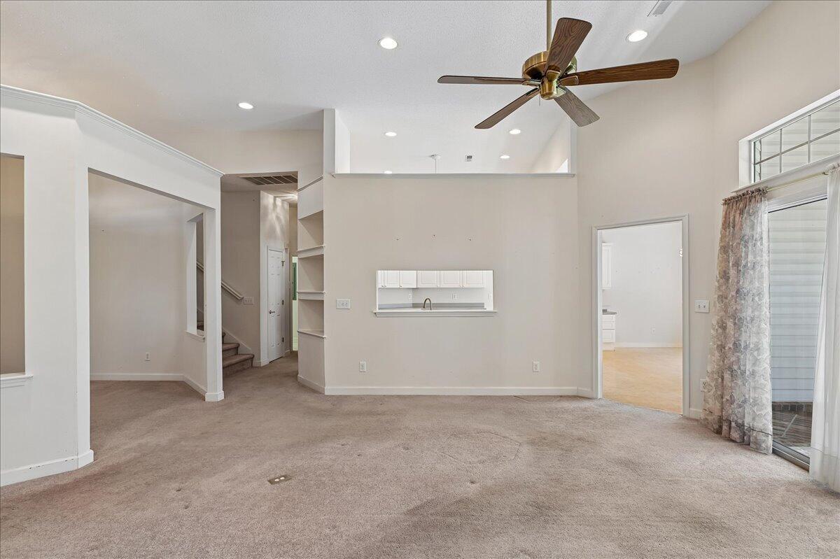 Residential in Summerville 3