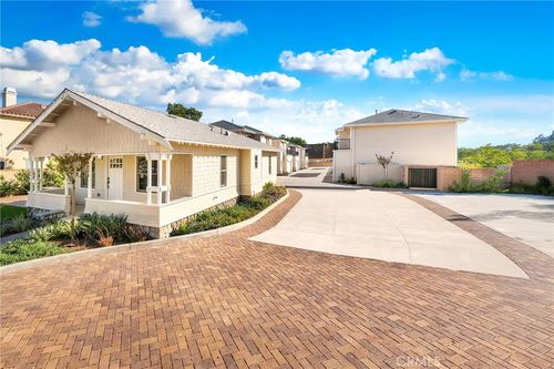 650 W Grand Ave, Pomona, CA, 91766-3243 | Card Image