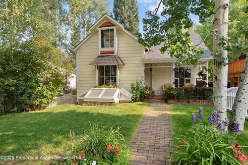 214 W Hyman Ave, Aspen, CO, 81611-1753 | Card Image