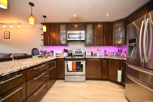 2ui-151-33 78 Street Street, New York, NY, 11414 | Card Image