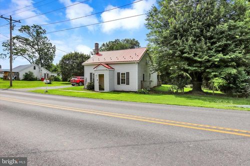 341 Airport Rd, SHIPPENSBURG, PA, 17257-9405 | Card Image