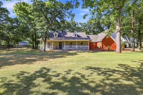 11952 N Woodlands Cir, Kingston, OK, 73439-4461 | Card Image