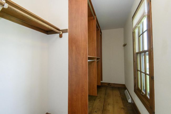 20800 Brook Park Drive, House other with 4 bedrooms, 2 bathrooms and null parking in Brookfield WI | Image 21