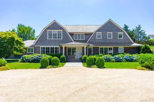 571 Pauls Ln, Bridgehampton, NY, 11932-4022 | Card Image