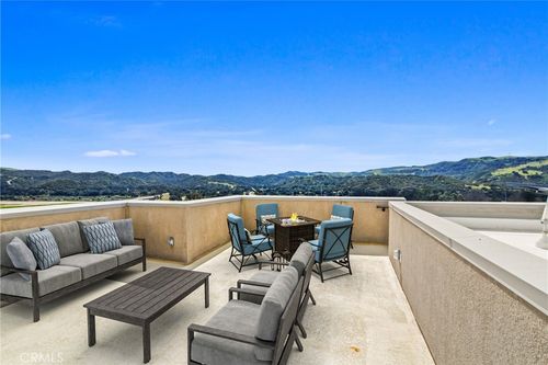 147 Station Way, Ladera Ranch, CA, 92694-1180 | Card Image