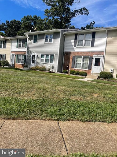 306 Woodleaf Ct, GLEN BURNIE, MD, 21061-5658 | Card Image