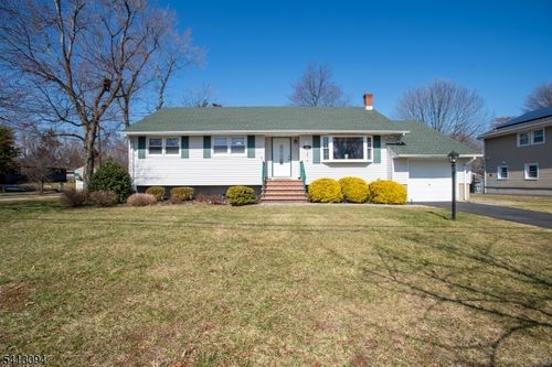 701 Sunbrite Ln, Piscataway, NJ, 08854-4528 | Card Image