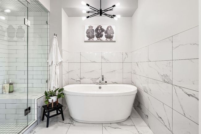 2523 21 St Sw, Home with 4 bedrooms, 3 bathrooms and 2 parking in Calgary AB | Image 32