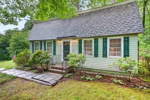 32 Lamson Dr, Merrimack, NH, 03054-4524 | Card Image