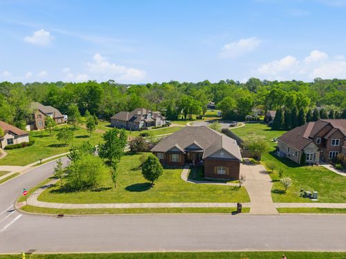 605 Concord Dr, Gallatin, TN, 37066 | Card Image
