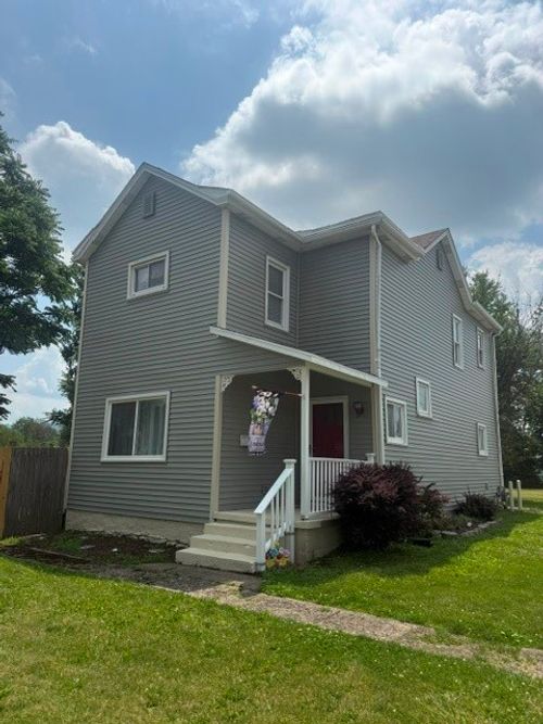 353 Derrick Ave, Uniontown, PA, 15401-5363 | Card Image