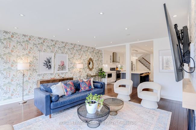 7 Delaware Ave, House attached with 5 bedrooms, 5 bathrooms and 1 parking in Toronto ON | Image 21