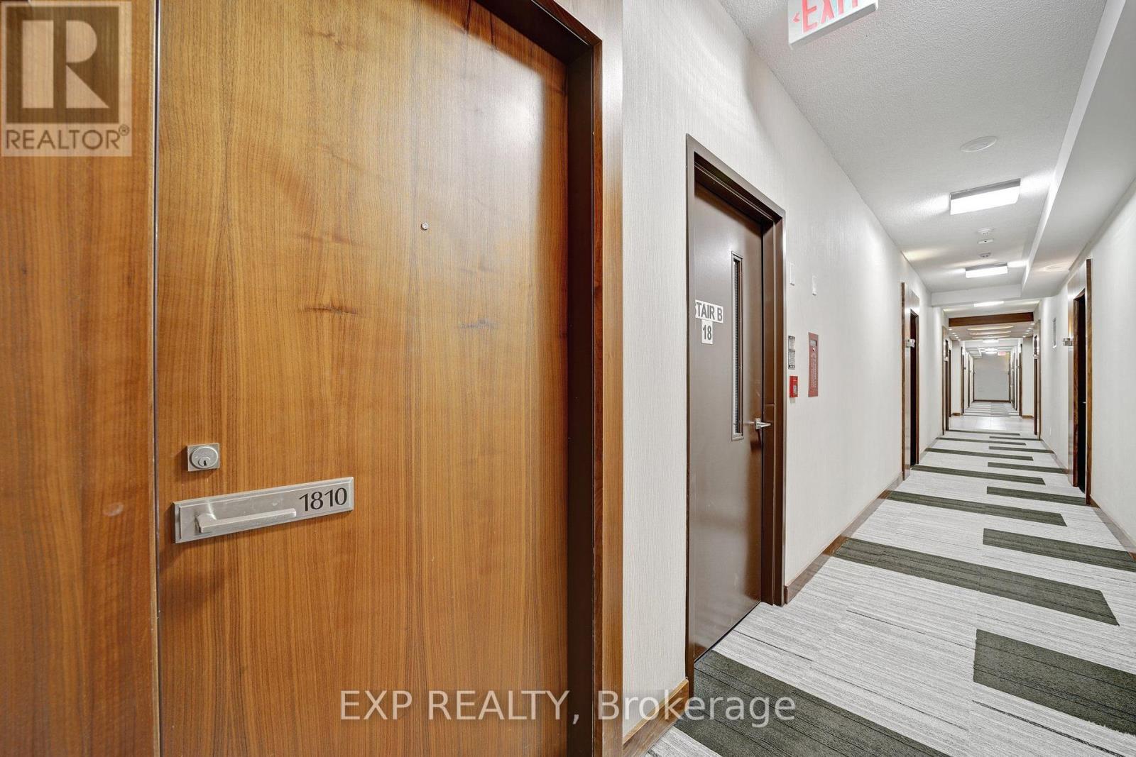 Residential Lease in Toronto (North St. James Town) 4