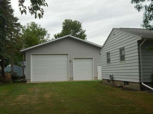 120 Miner St N, Good Thunder, MN, 56037-9726 | Card Image