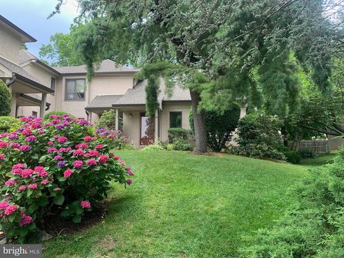 25 Oakmont Pl, Media, PA, 19063-2565 | Card Image
