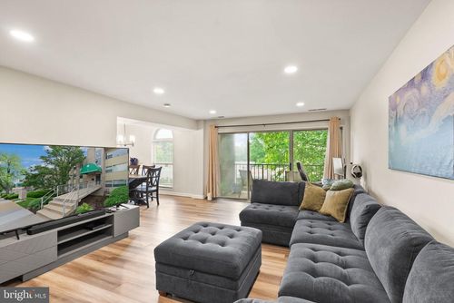 apt-401-7 Canterbury Sq, ALEXANDRIA, VA, 22304-3070 | Card Image
