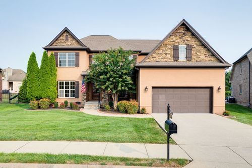 8050 Fenwick Ln, Spring Hill, TN, 37174 | Card Image