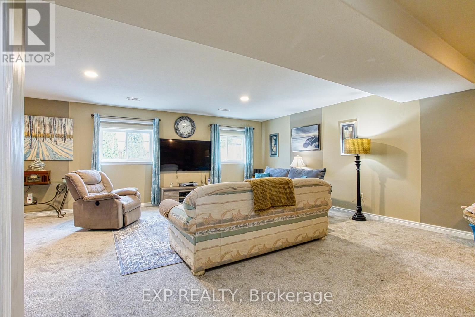 Residential in Niagara Falls (Forestview) 5