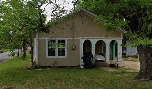 1521 N Palace Ave, Tyler, TX, 75702-4249 | Card Image