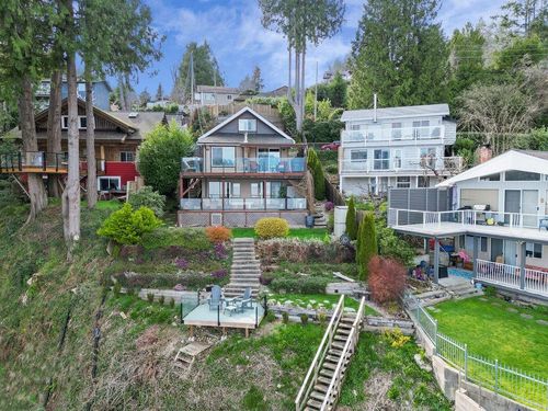 790 Marine Dr, Gibsons, BC, V0N1V1 | Card Image