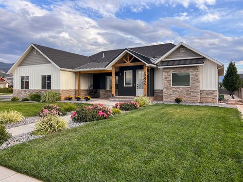 582 E 5020 N, Enoch, UT, 84721-7439 | Card Image