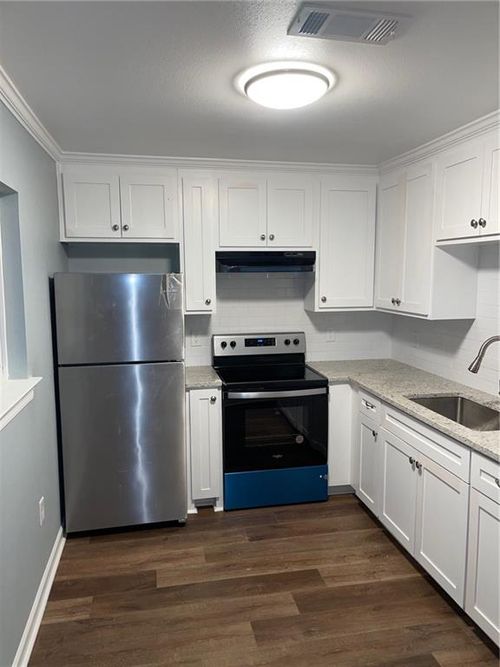 94-4540 Crown Avenue, Baton Rouge, LA, 70811 | Card Image
