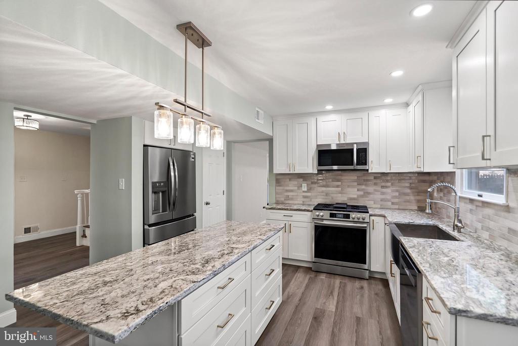 Probasco Dr, Allentown, NJ 08501