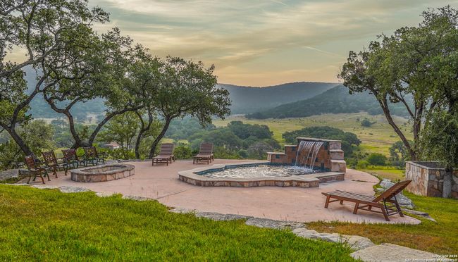 1401 Cedar Mesa Rd, Home with 3 bedrooms, 2 bathrooms and null parking in Tarpley TX | Image 33