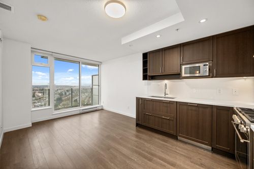 2810-5665 Boundary Rd, Vancouver, BC, V5R0E4 | Card Image