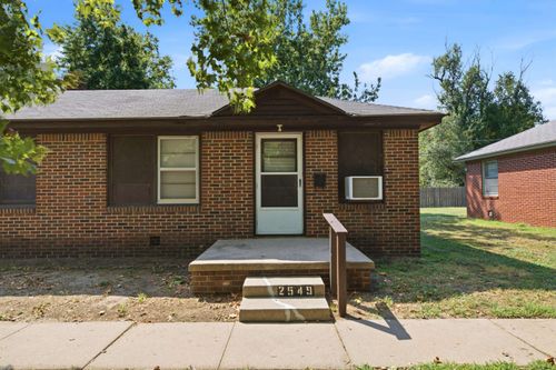 2549 S Ellis Ave, Wichita, KS, 67216-1227 | Card Image