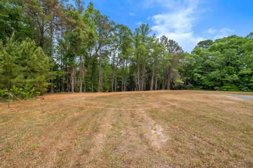 XX Red Bird Road, QUINCY, FL, 32351 | Card Image