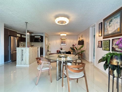8-1248 Avenida Luis Vigoreaux, Guaynabo, PR, 00966 | Card Image