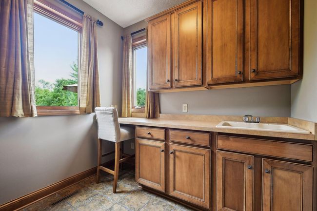 8061 Stone Creek Ct, House other with 6 bedrooms, 4 bathrooms and null parking in Minnetrista MN | Image 31