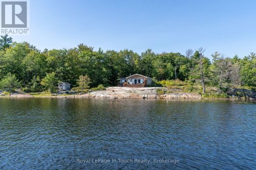 6980 Island 1810, Georgian Bay (Gibson), ON, P0E1E0 | Card Image