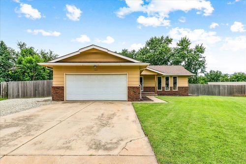 1621 N Baltimore Ct, Derby, KS, 67037-3046 | Card Image