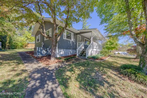 115 Euclid Cir, Oak Ridge, TN, 37830-4125 | Card Image