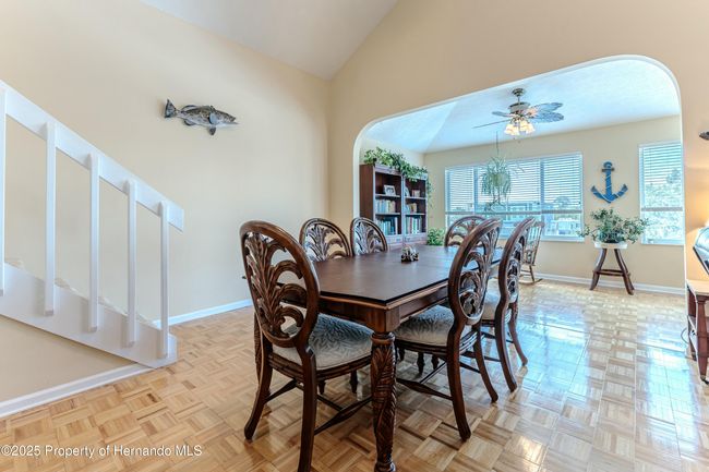 Dining Area | Image 25