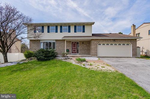 4452 Ammon Way, WHITEHALL, PA, 18052-1120 | Card Image
