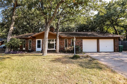 1233 Kathryn St, Hurst, TX, 76053-5305 | Card Image