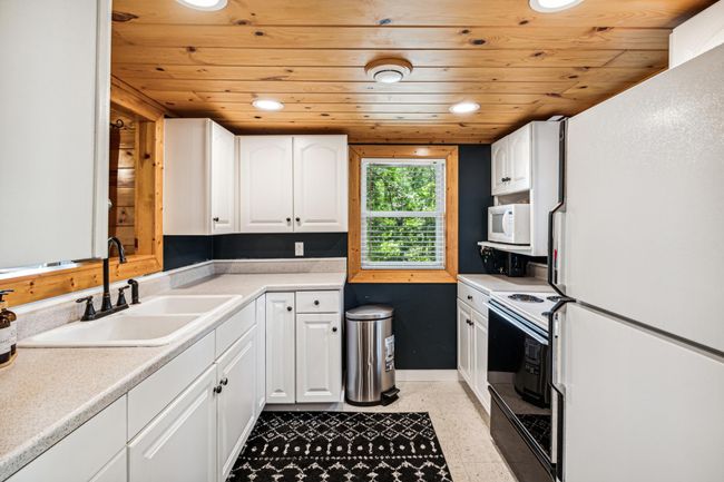 51122 Long Point Pl, House other with 2 bedrooms, 1 bathrooms and null parking in McGregor MN | Image 6