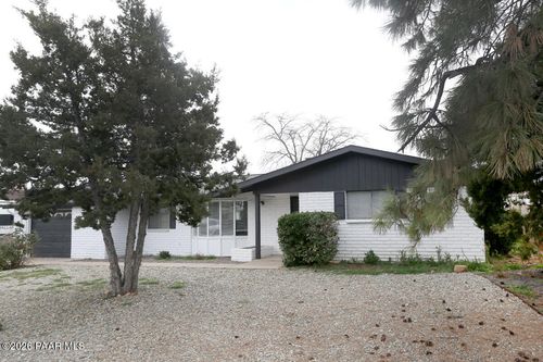 8919 E Navajo Ct, Prescott Valley, AZ, 86314-8313 | Card Image