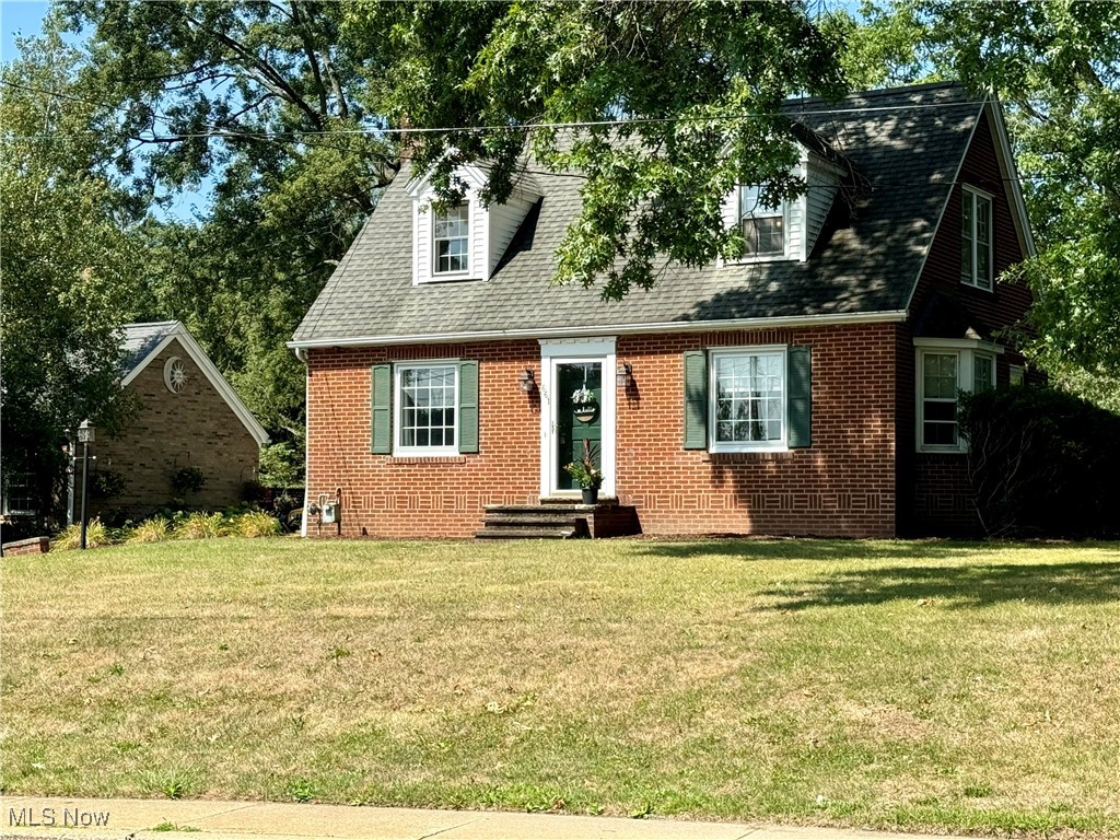 Prospect Ave, Hartville, OH 44632