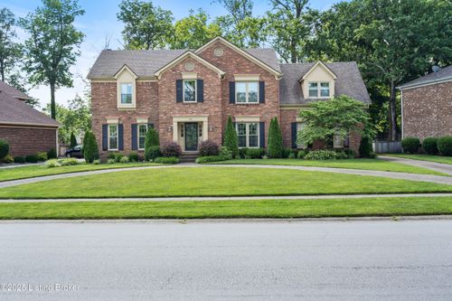 305 Lake Forest Pkwy, Louisville, KY, 40245-4652 | Card Image